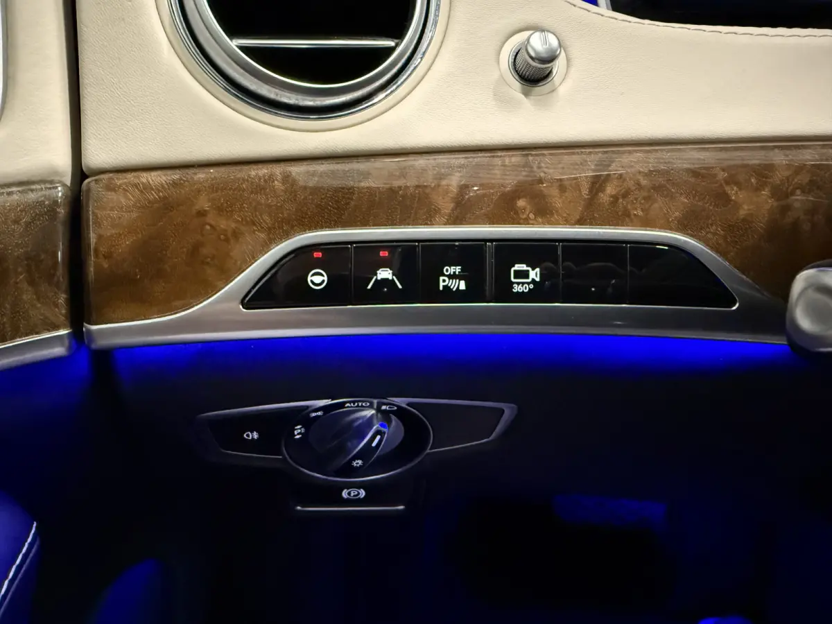 500 4Matic Prestige Plus PANO/BURMESTER/NAPPA-LEER/SOFT-CLOSE/360CAMERA/VENTILATIE/LUCHTVERING/SFEER/DISTRONIC/ALCANTARA-HEMEL/OBSIDIANSCHWARZ/VOLLEDIG MERCEDES DEALER HISTORIE