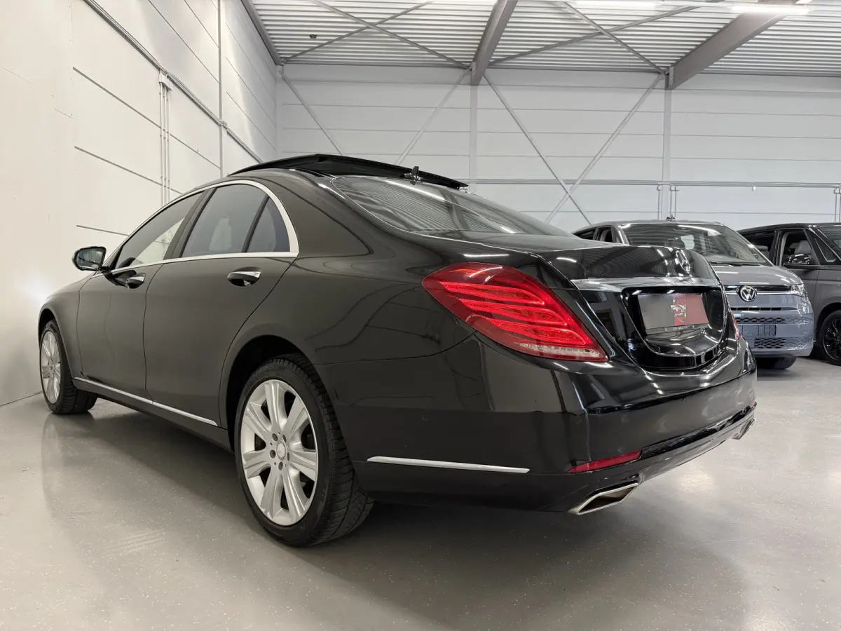 500 4Matic Prestige Plus PANO/BURMESTER/NAPPA-LEER/SOFT-CLOSE/360CAMERA/VENTILATIE/LUCHTVERING/SFEER/DISTRONIC/ALCANTARA-HEMEL/OBSIDIANSCHWARZ/VOLLEDIG MERCEDES DEALER HISTORIE