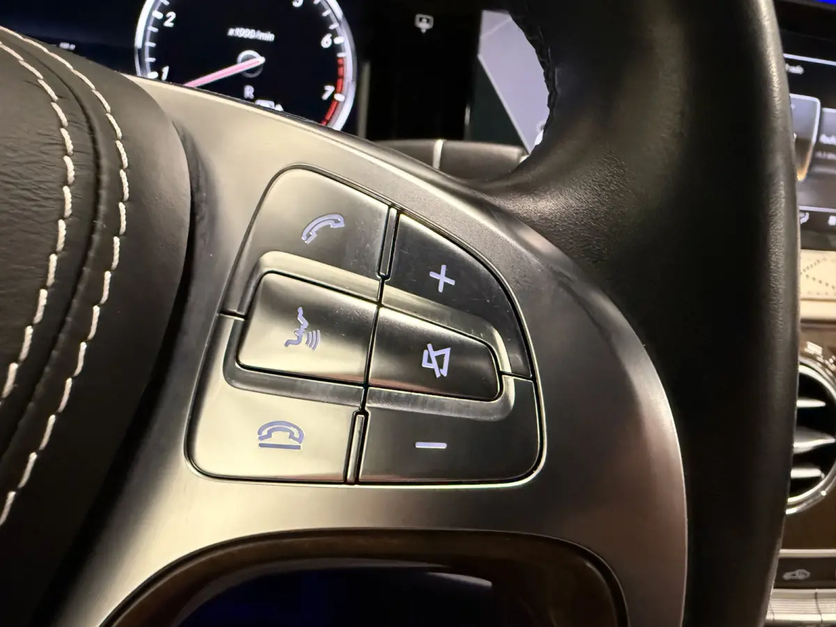 500 4Matic Prestige Plus PANO/BURMESTER/NAPPA-LEER/SOFT-CLOSE/360CAMERA/VENTILATIE/LUCHTVERING/SFEER/DISTRONIC/ALCANTARA-HEMEL/OBSIDIANSCHWARZ/VOLLEDIG MERCEDES DEALER HISTORIE