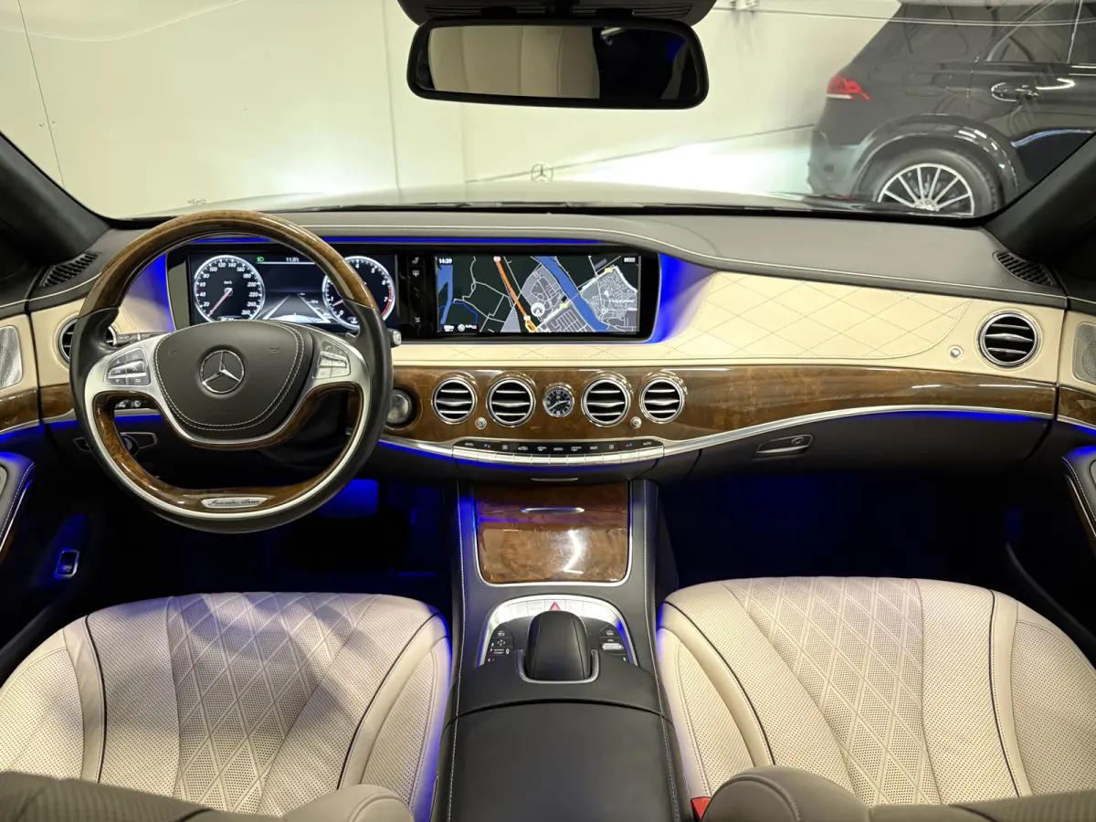 500 4Matic Prestige Plus PANO/BURMESTER/NAPPA-LEER/SOFT-CLOSE/360CAMERA/VENTILATIE/LUCHTVERING/SFEER/DISTRONIC/ALCANTARA-HEMEL/OBSIDIANSCHWARZ/VOLLEDIG MERCEDES DEALER HISTORIE