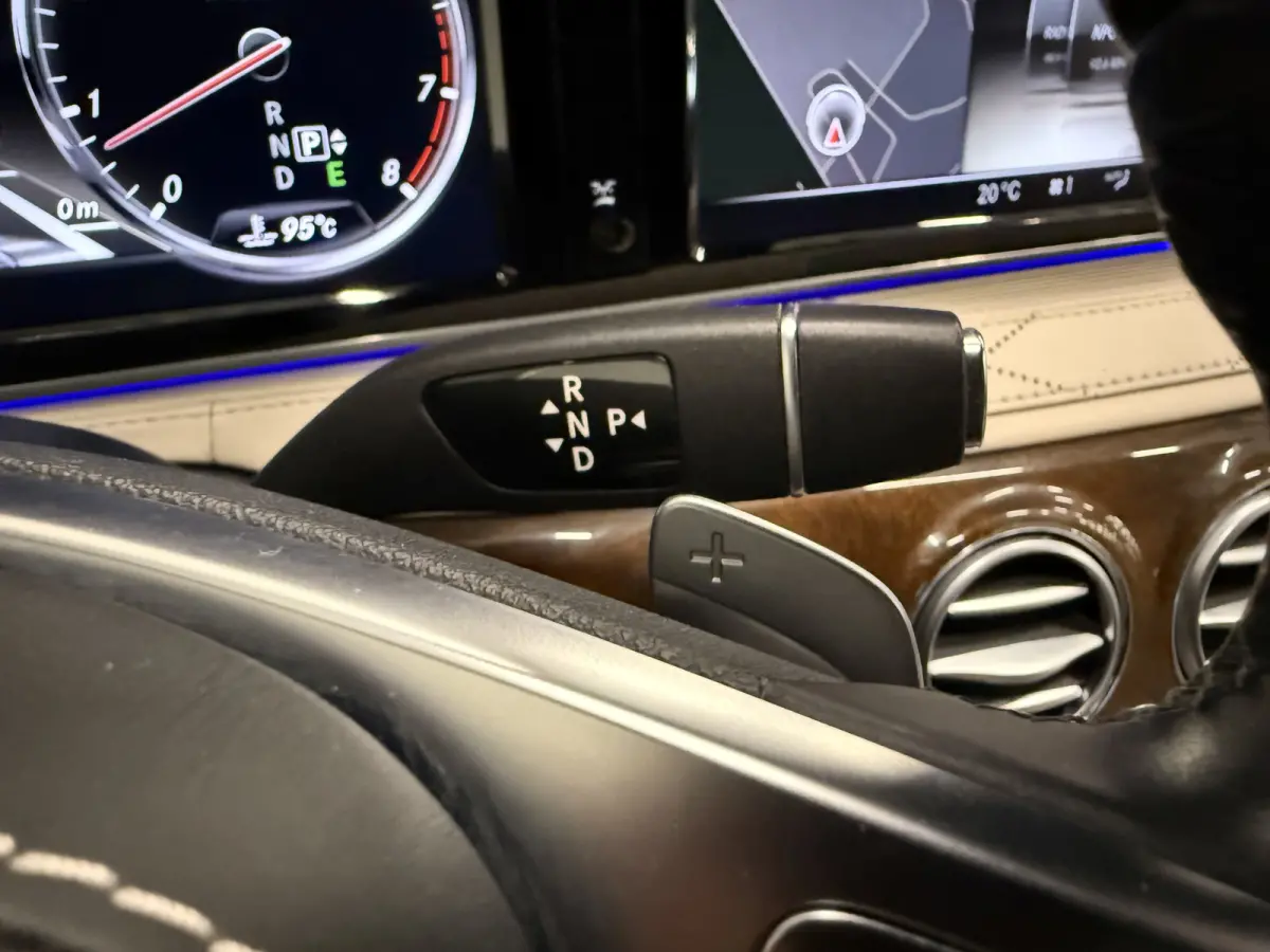 500 4Matic Prestige Plus PANO/BURMESTER/NAPPA-LEER/SOFT-CLOSE/360CAMERA/VENTILATIE/LUCHTVERING/SFEER/DISTRONIC/ALCANTARA-HEMEL/OBSIDIANSCHWARZ/VOLLEDIG MERCEDES DEALER HISTORIE