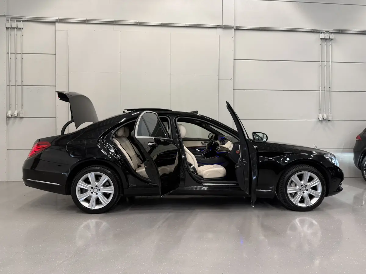 500 4Matic Prestige Plus PANO/BURMESTER/NAPPA-LEER/SOFT-CLOSE/360CAMERA/VENTILATIE/LUCHTVERING/SFEER/DISTRONIC/ALCANTARA-HEMEL/OBSIDIANSCHWARZ/VOLLEDIG MERCEDES DEALER HISTORIE