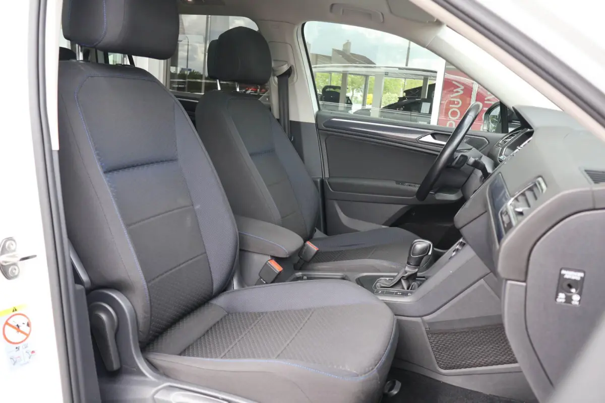 2.0 TDI 150pk DSG Highline Business R-line 7p. | Panoramadak | Trekhaak | Navigatie | PDC | Stoelverwarming