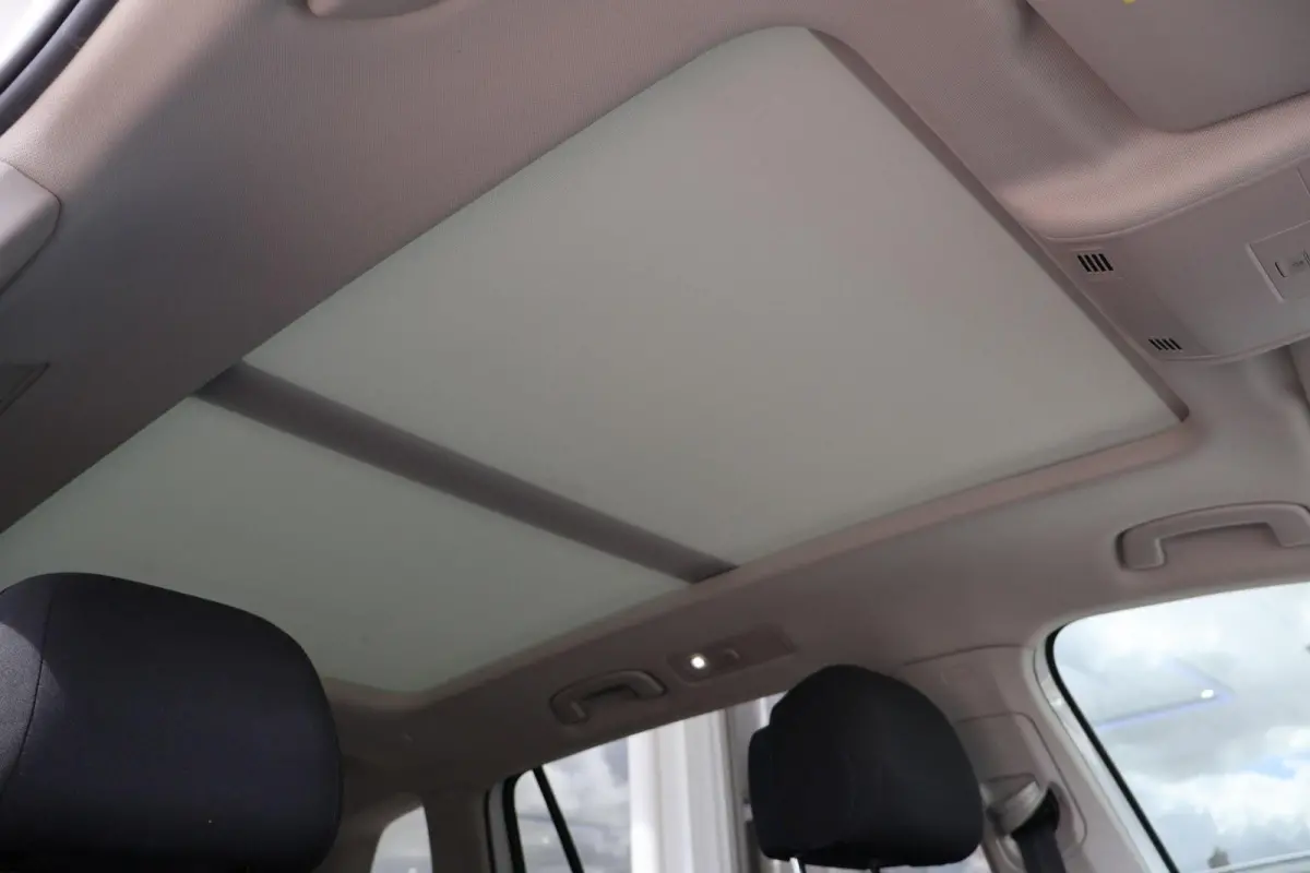 2.0 TDI 150pk DSG Highline Business R-line 7p. | Panoramadak | Trekhaak | Navigatie | PDC | Stoelverwarming