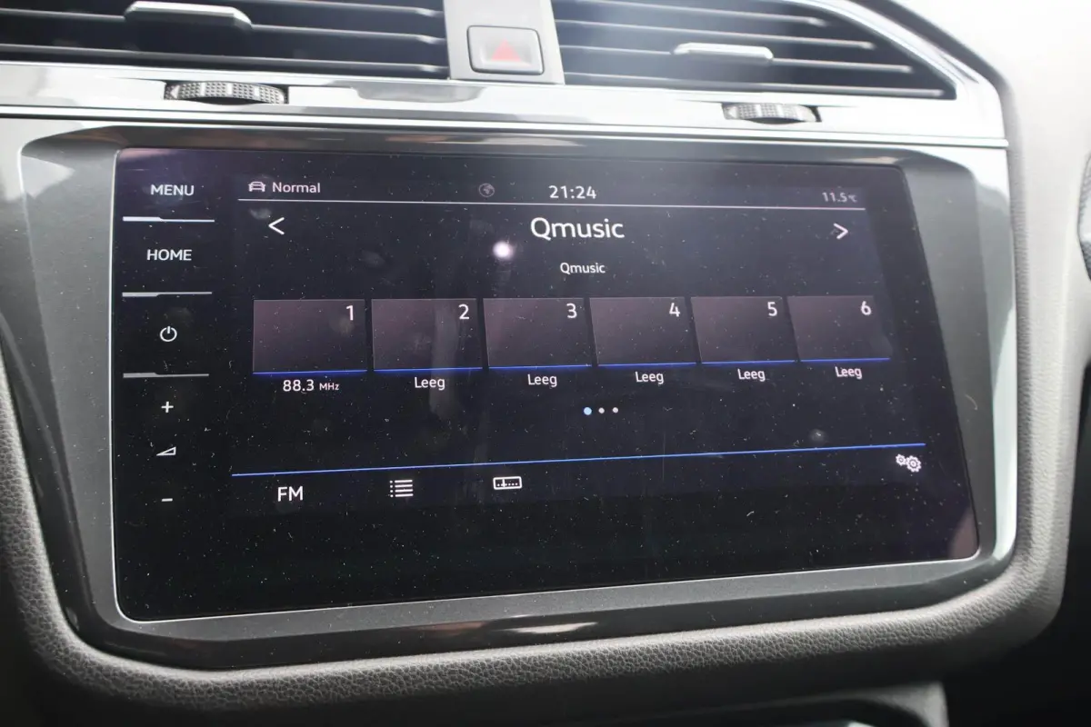 2.0 TDI 150pk DSG Highline Business R-line 7p. | Panoramadak | Trekhaak | Navigatie | PDC | Stoelverwarming