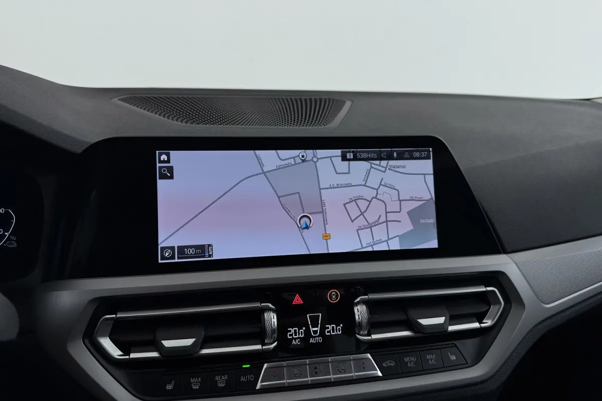 320e Business Edition Plus | Org NL | Leer | Sportstoelen | CarPlay | Stoelverwarming | Digital Cockpit |