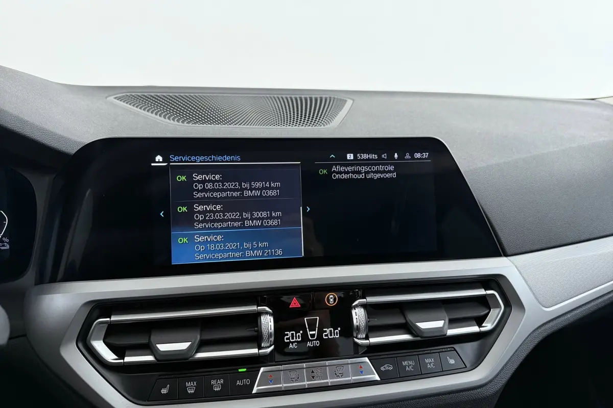 320e Business Edition Plus | Org NL | Leer | Sportstoelen | CarPlay | Stoelverwarming | Digital Cockpit |