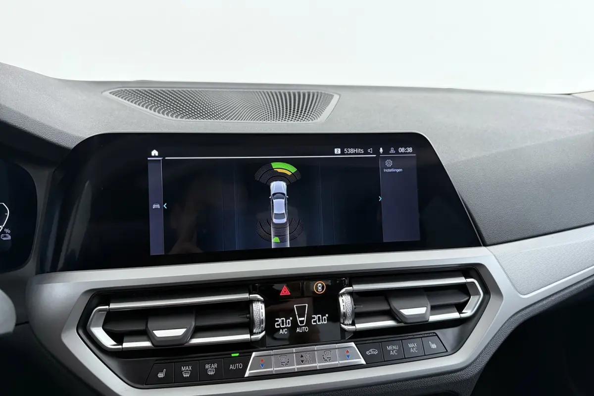 320e Business Edition Plus | Org NL | Leer | Sportstoelen | CarPlay | Stoelverwarming | Digital Cockpit |