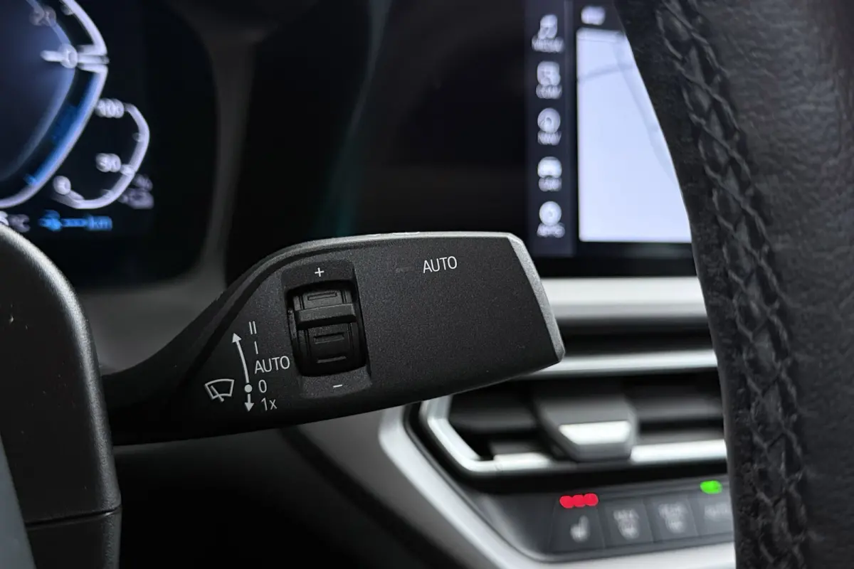 320e Business Edition Plus | Org NL | Leer | Sportstoelen | CarPlay | Stoelverwarming | Digital Cockpit |