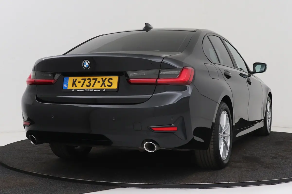320e Business Edition Plus | Org NL | Leer | Sportstoelen | CarPlay | Stoelverwarming | Digital Cockpit |
