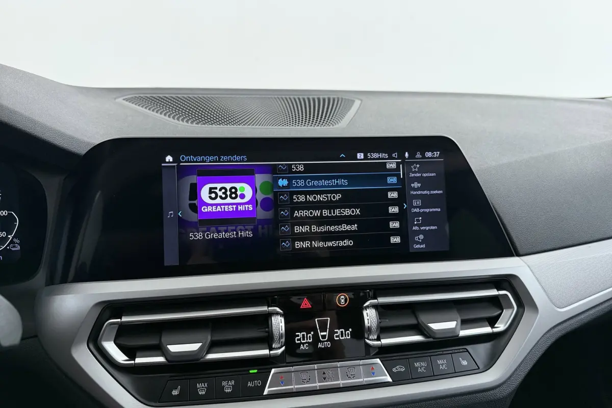 320e Business Edition Plus | Org NL | Leer | Sportstoelen | CarPlay | Stoelverwarming | Digital Cockpit |