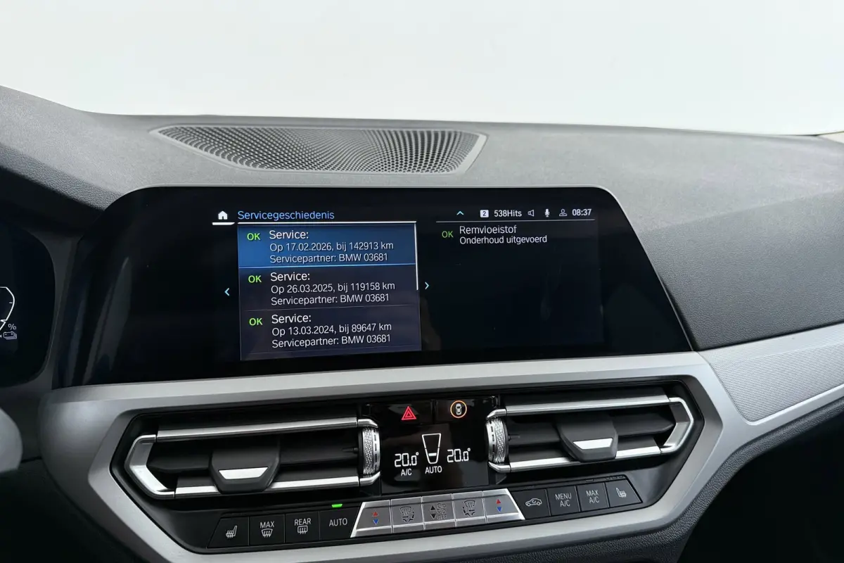 320e Business Edition Plus | Org NL | Leer | Sportstoelen | CarPlay | Stoelverwarming | Digital Cockpit |