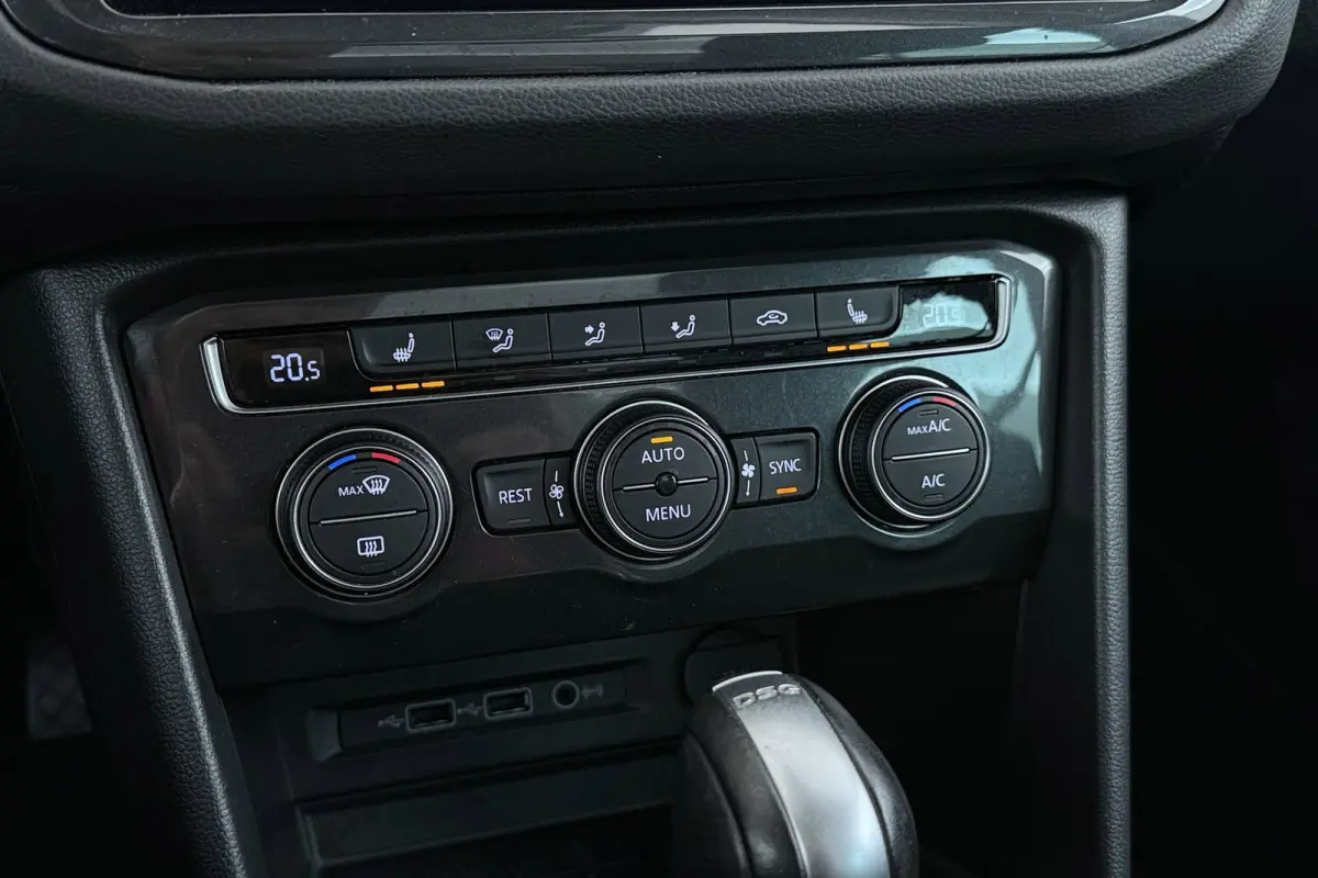 1.4 TSI 4Motion Highline | Trekhaak | Panoramadak | Org NL | Digital Cockpit | CarPlay | Adap. Cruise |