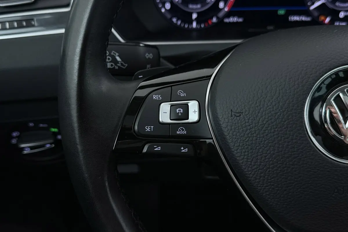 1.4 TSI 4Motion Highline | Trekhaak | Panoramadak | Org NL | Digital Cockpit | CarPlay | Adap. Cruise |