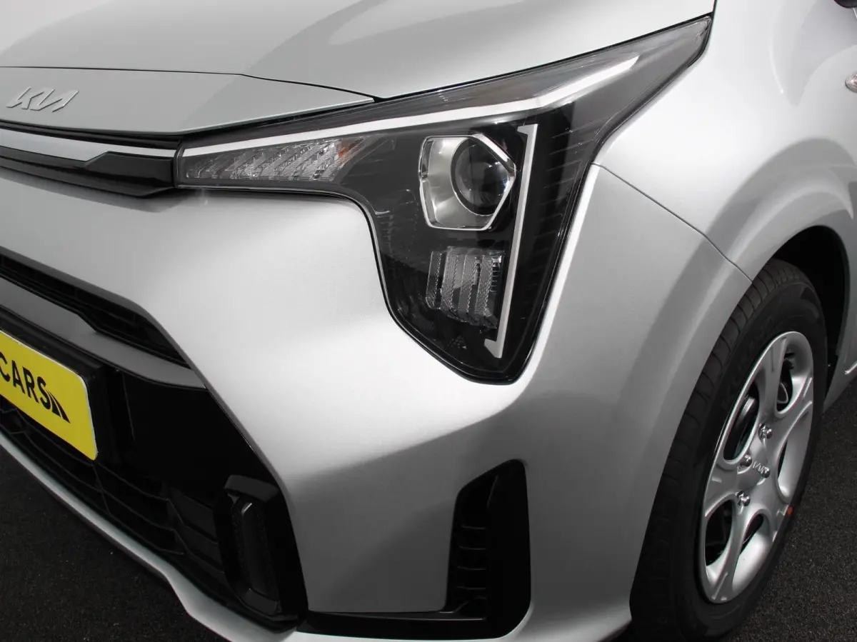 1.0 DPI Automaat DynamicLine DEMO !  Navigatie Apple Carplay/Android auto Airco Camera DAB Bluetooth