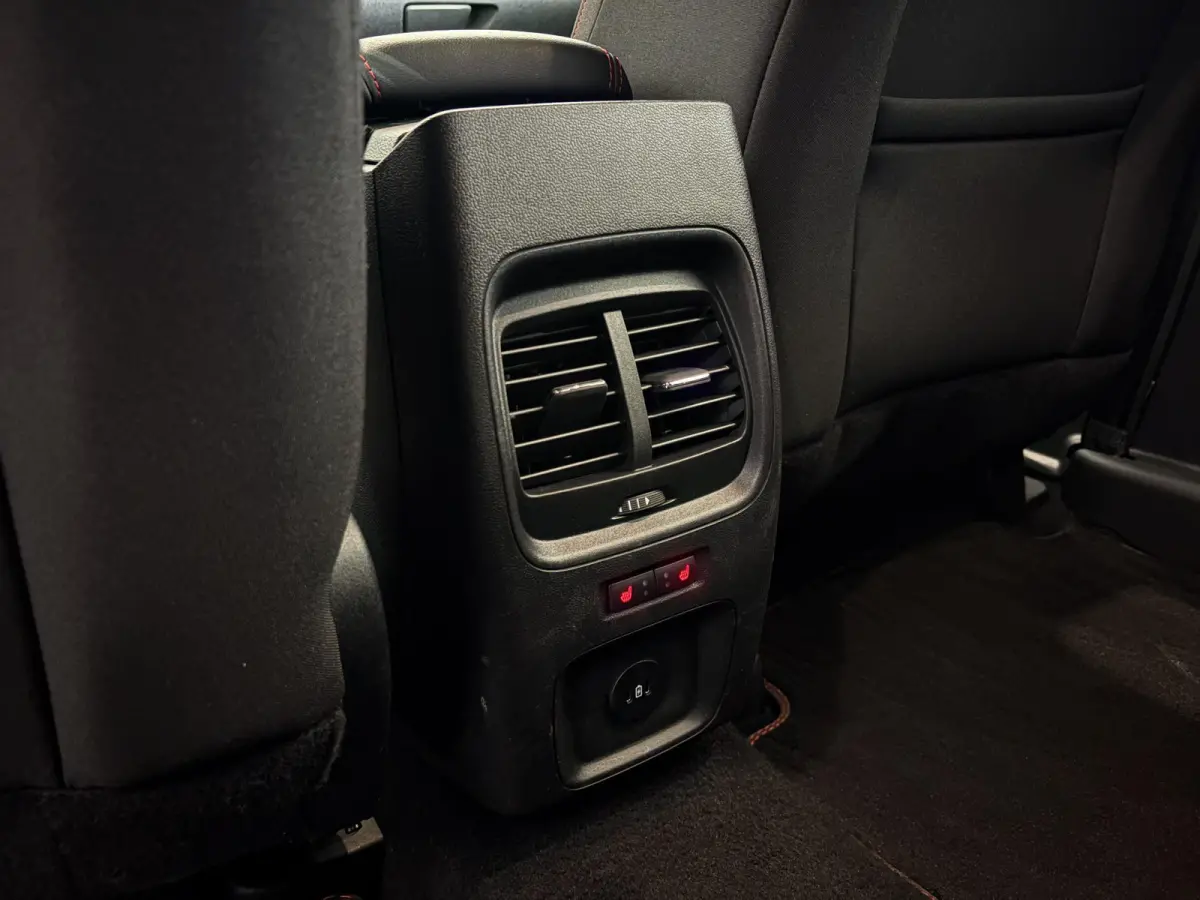 2.5 PHEV ST-Line | TREKHAAK | WINTER PACK | CARPLAY | NAVI | CAMERA |