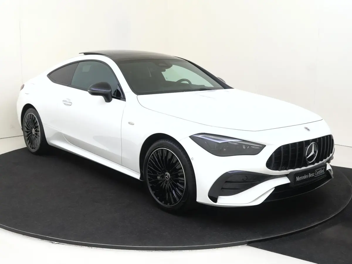 300 e AMG Line / Panoramadak/ 19 inch/ Night/ Burmester/ Digital Light/ Winter Pack/
