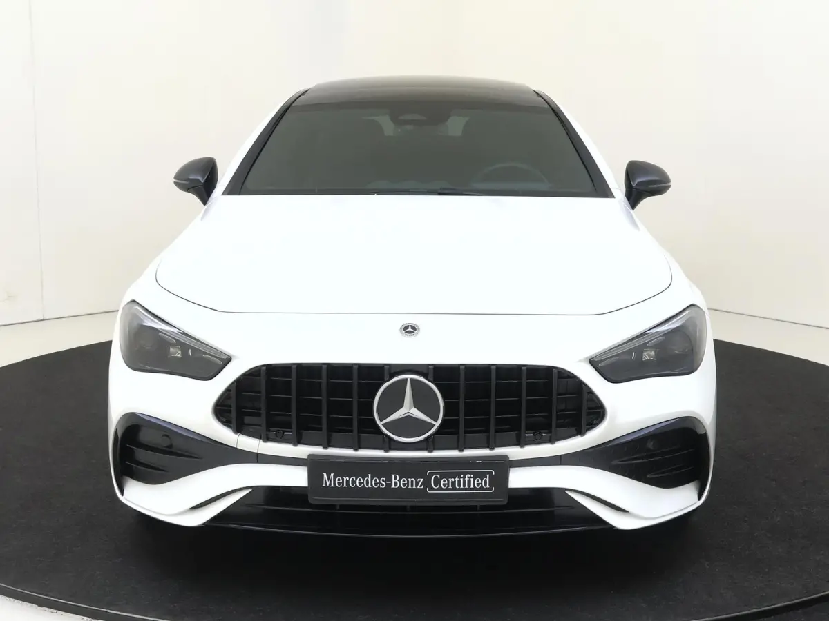 300 e AMG Line / Panoramadak/ 19 inch/ Night/ Burmester/ Digital Light/ Winter Pack/