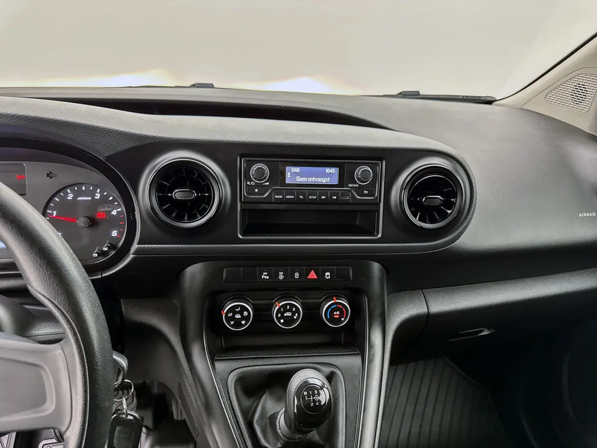 110 CDI L1 Trekhaak Airco Betimmering
