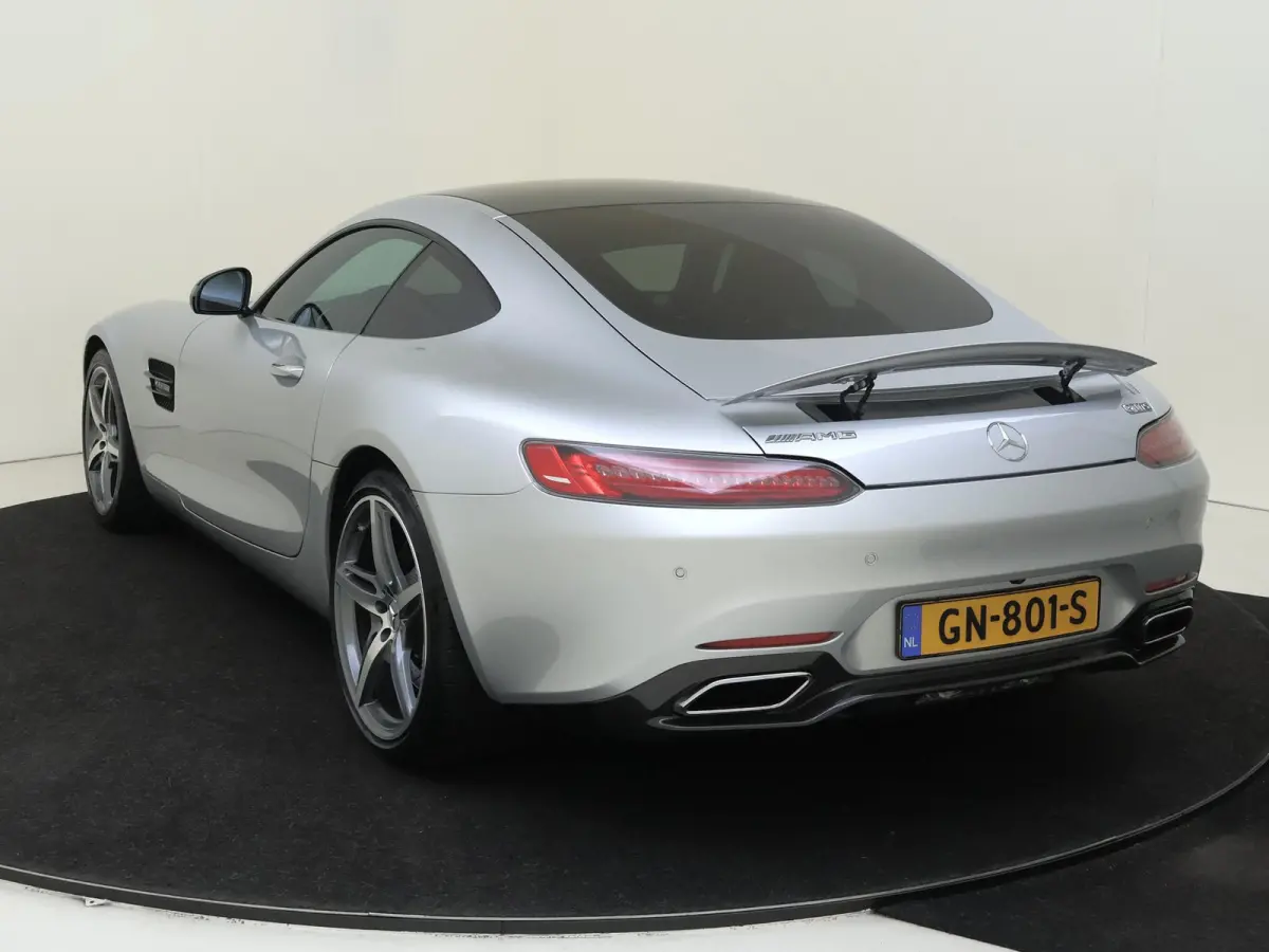 4.0 S / NL Auto/ Perf. Stoelen/ Carbon int+ext/ Panoramadak/ Burmester/ Memory