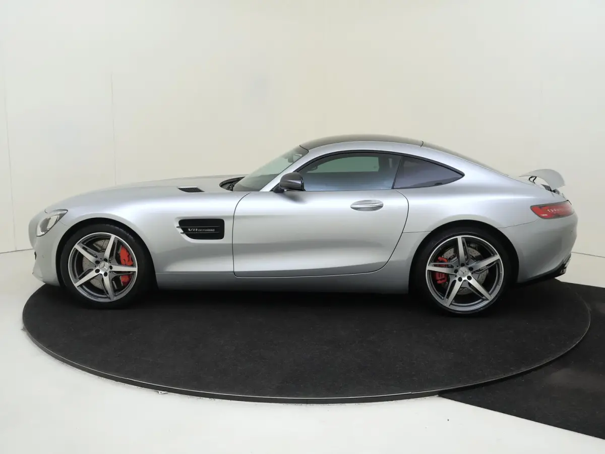 4.0 S / NL Auto/ Perf. Stoelen/ Carbon int+ext/ Panoramadak/ Burmester/ Memory