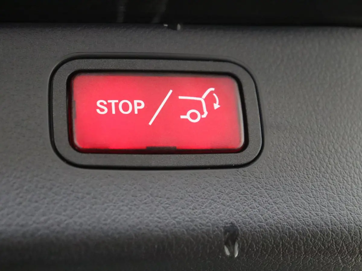 180 Business Solution AMG Panoramadak / Memory Seats / Artico leder / Parkeercamera / Winterpakket /