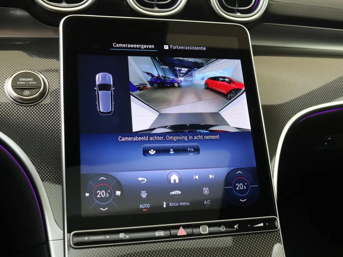 180 Business Solution AMG Panoramadak / Memory Seats / Artico leder / Parkeercamera / Winterpakket /