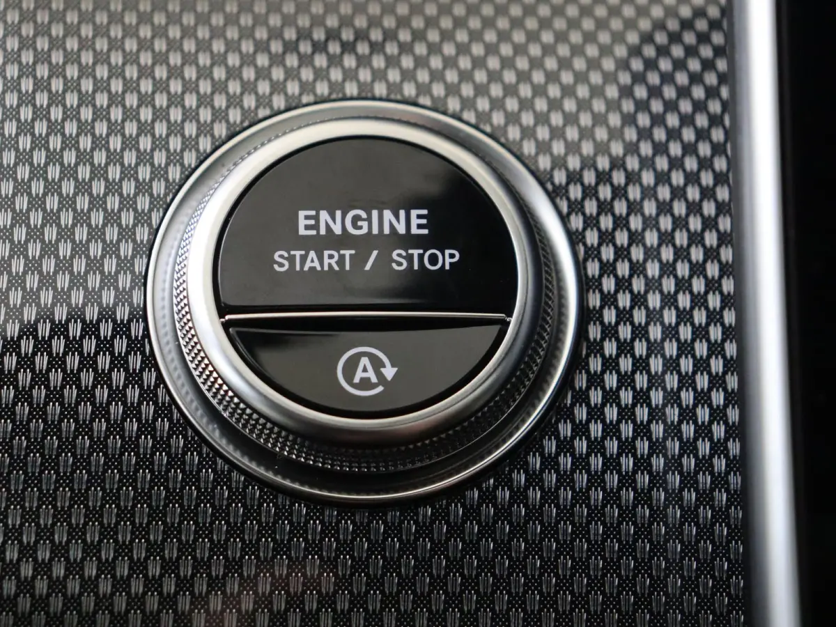 180 Business Solution AMG Panoramadak / Memory Seats / Artico leder / Parkeercamera / Winterpakket /
