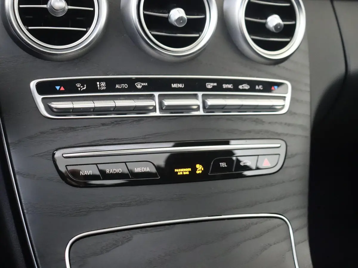 180 Premium Plus Pack /Panoramadak /Burmester /360 Camera /19 Inch /Nightpakket
