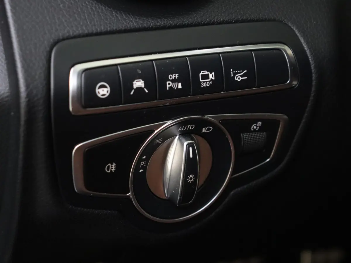 AMG 63 S Panoramadak / Memory Seats / Head-Up / 360 Camera / Nappa Leder / Nightpakket /