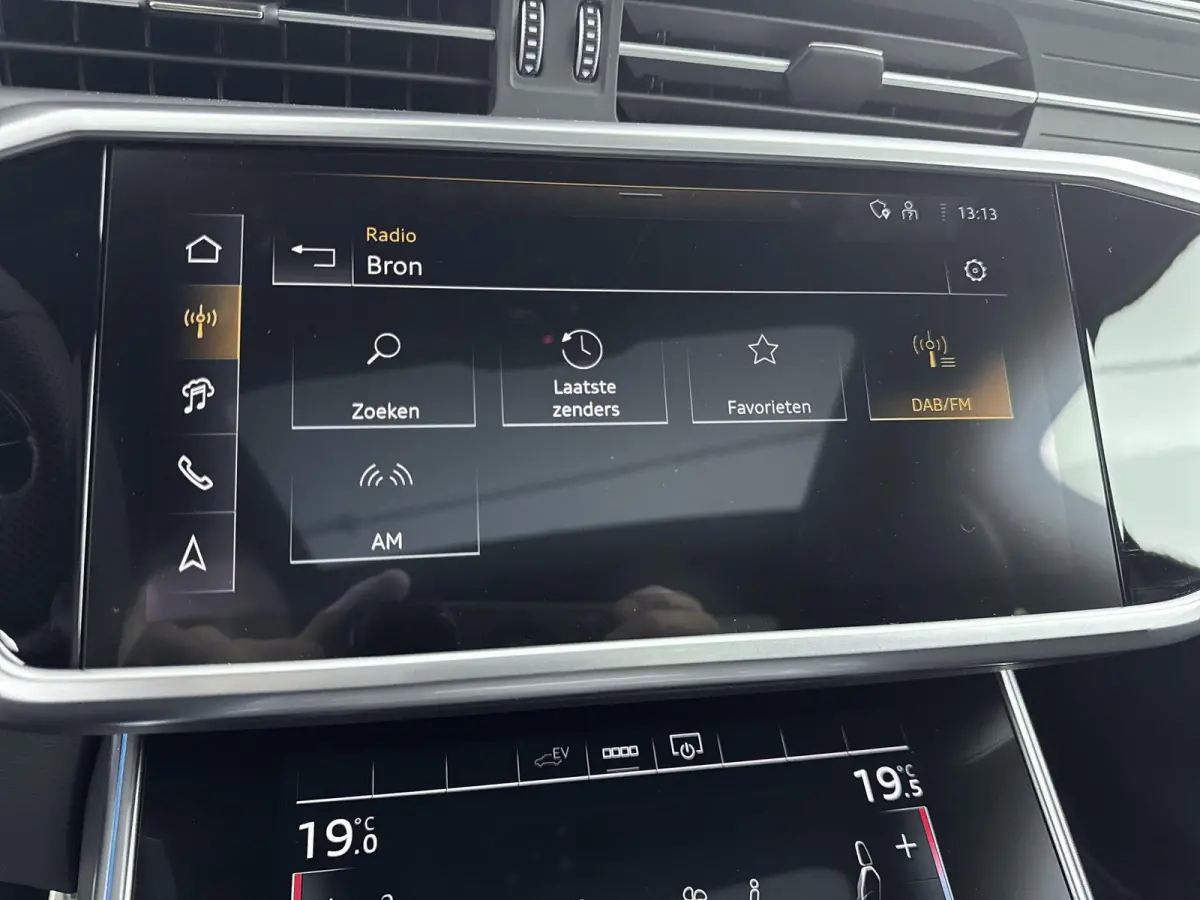 50 TFSI e quattro S edition Competition | Navigatie | Camera | Stoelverwarming | Airco | Panorama dak | Parkeersensoren voor en achter | Cruise control |