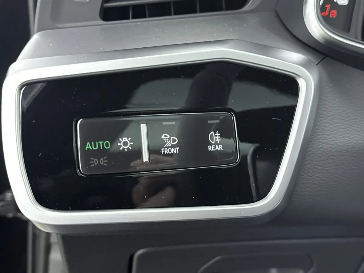 50 TFSI e quattro S edition Competition | Navigatie | Camera | Stoelverwarming | Airco | Panorama dak | Parkeersensoren voor en achter | Cruise control |