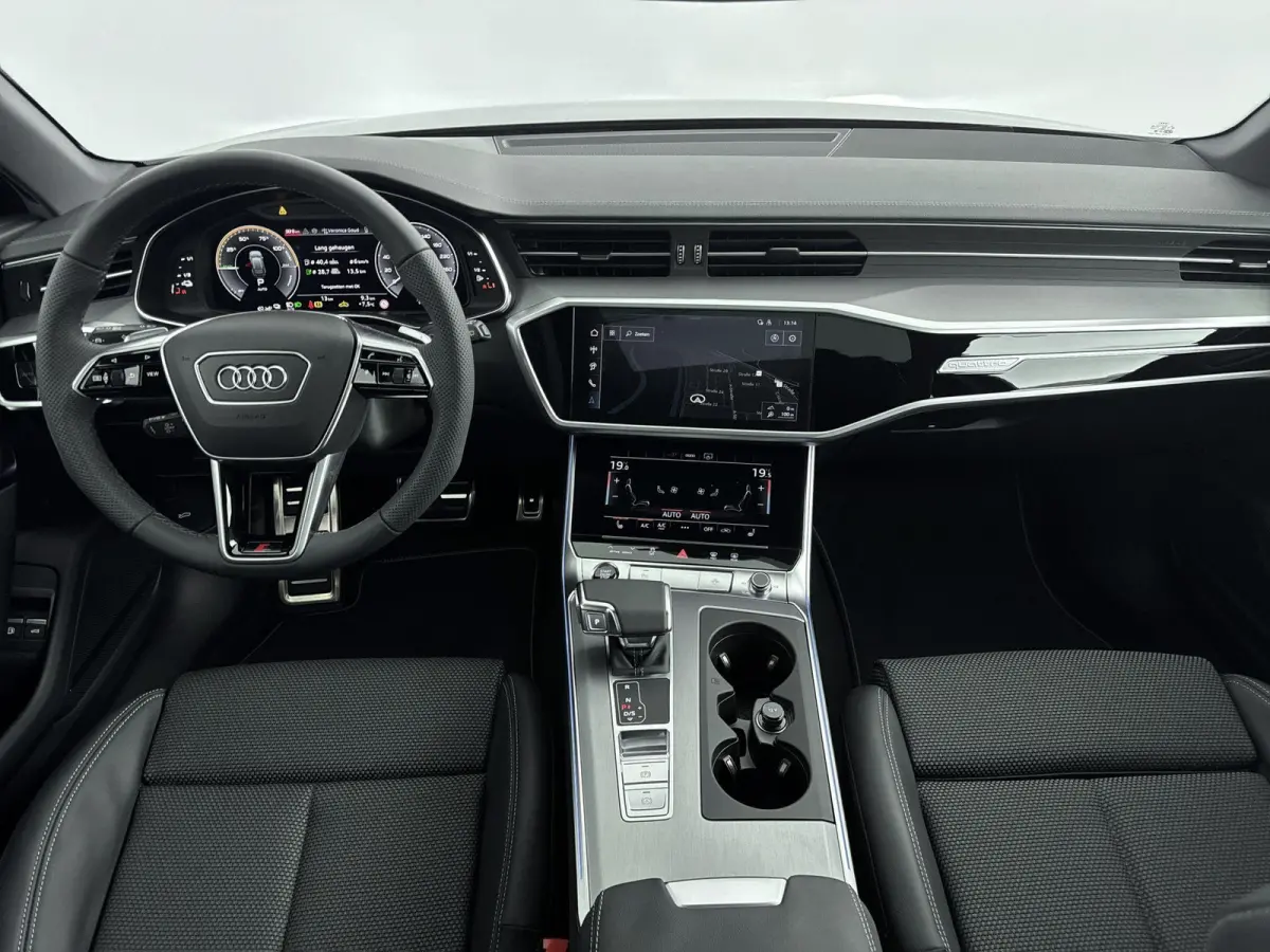 50 TFSI e quattro S edition Competition | Navigatie | Camera | Stoelverwarming | Airco | Panorama dak | Parkeersensoren voor en achter | Cruise control |