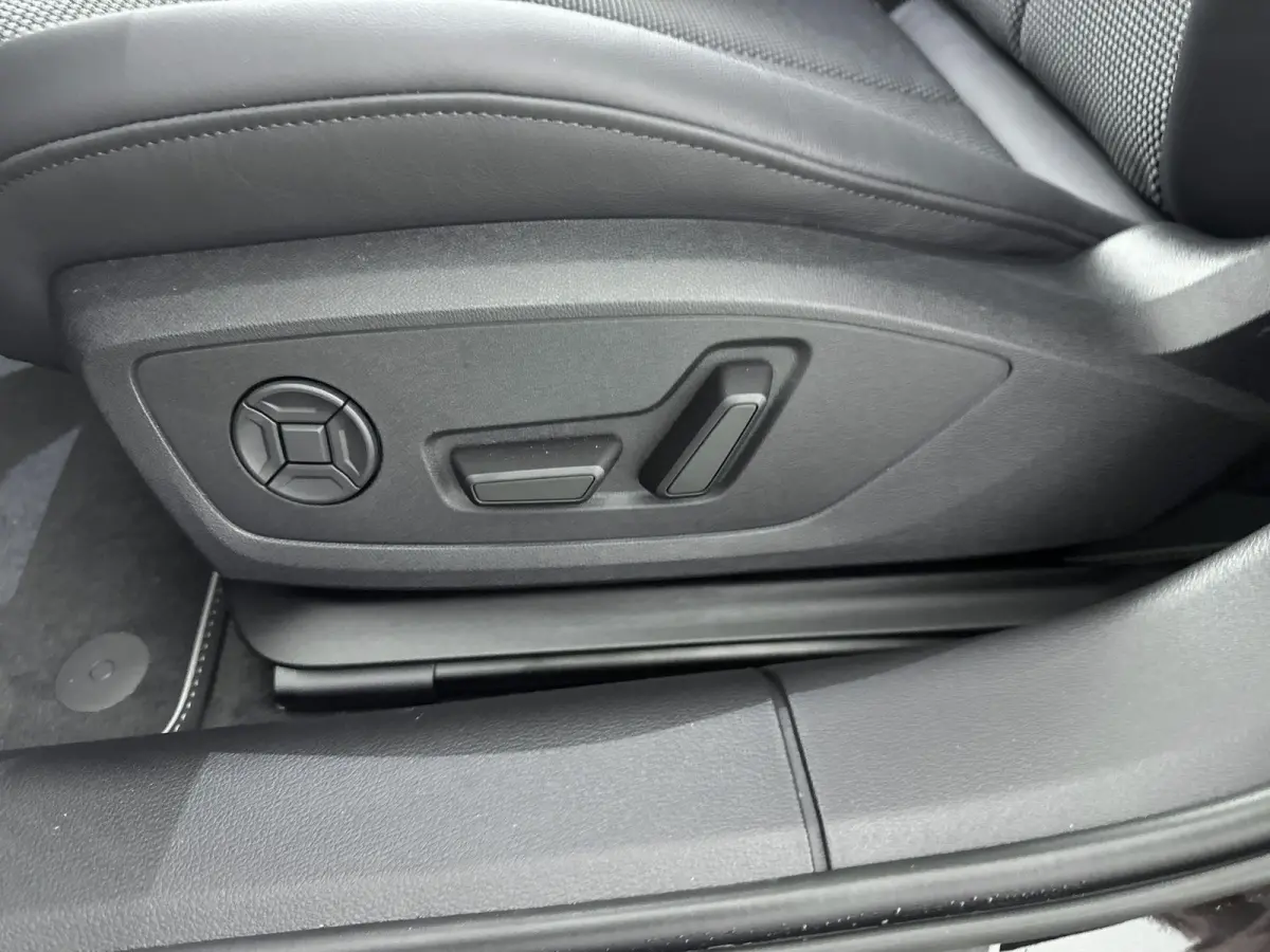 50 TFSI e quattro S edition Competition | Navigatie | Camera | Stoelverwarming | Airco | Panorama dak | Parkeersensoren voor en achter | Cruise control |