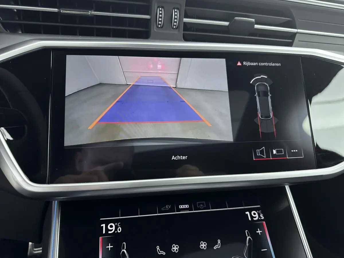50 TFSI e quattro S edition Competition | Navigatie | Camera | Stoelverwarming | Airco | Panorama dak | Parkeersensoren voor en achter | Cruise control |