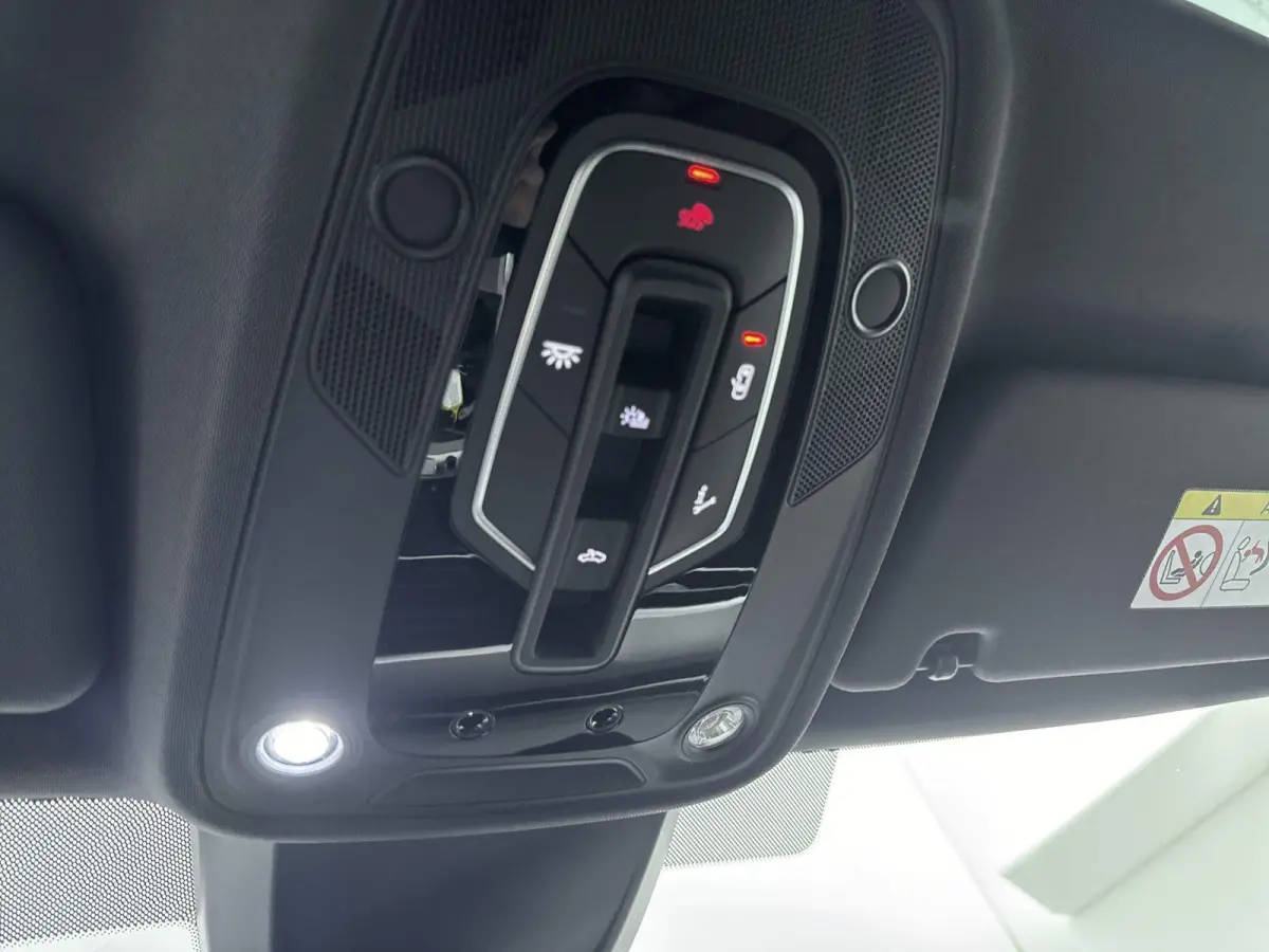 50 TFSI e quattro S edition Competition | Navigatie | Camera | Stoelverwarming | Airco | Panorama dak | Parkeersensoren voor en achter | Cruise control |