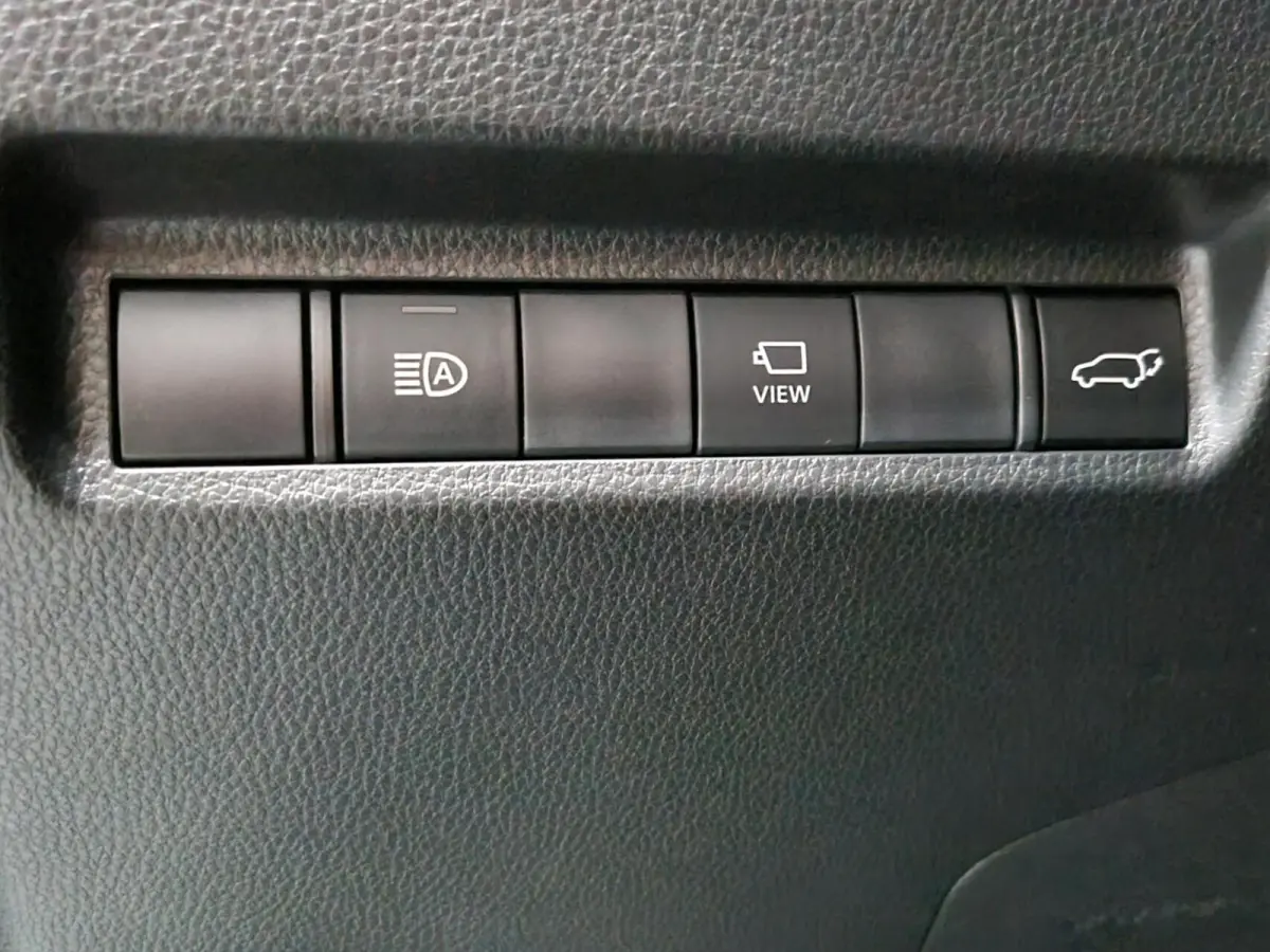 2.5 Hybrid AWD ADVENTURE / Innovation Pack