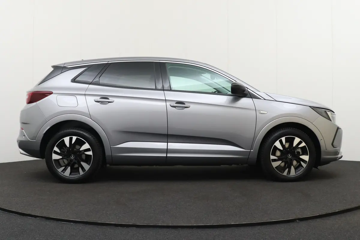 1.6T 225 PK Aut. PHEV Business+ H-Leder Sportstoel Camera