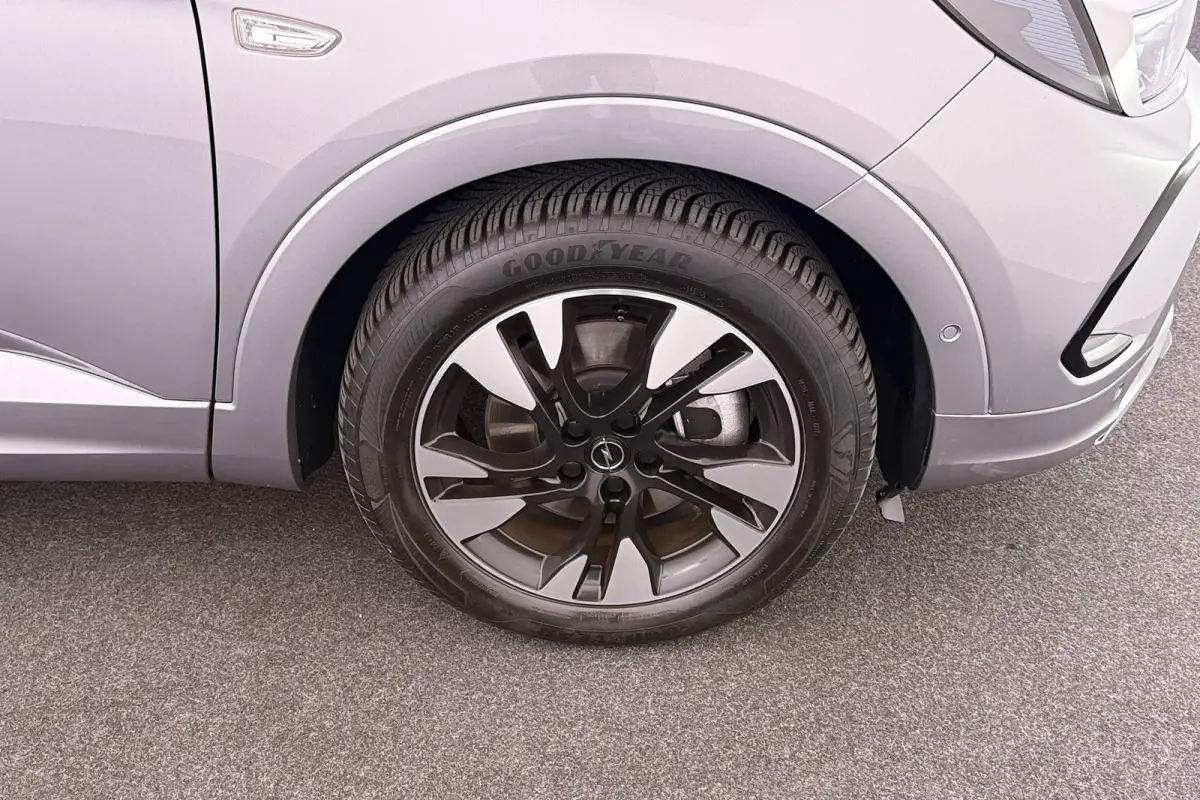 1.6T 225 PK Aut. PHEV Business+ H-Leder Sportstoel Camera