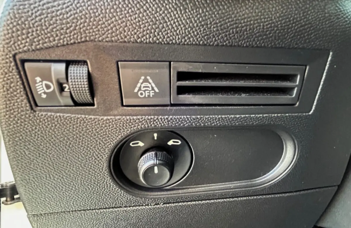 1.2 PureTech Chic NAVI CLIMA CRUISE PDC