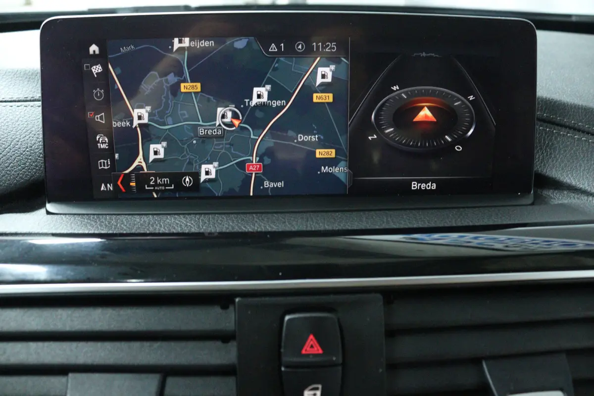 318i Edition Luxury Line Purity Executive (NAVIGATIE, STOELVERWARMING, PARKEERSENSOREN, DEALER ONDERHOUDEN)
