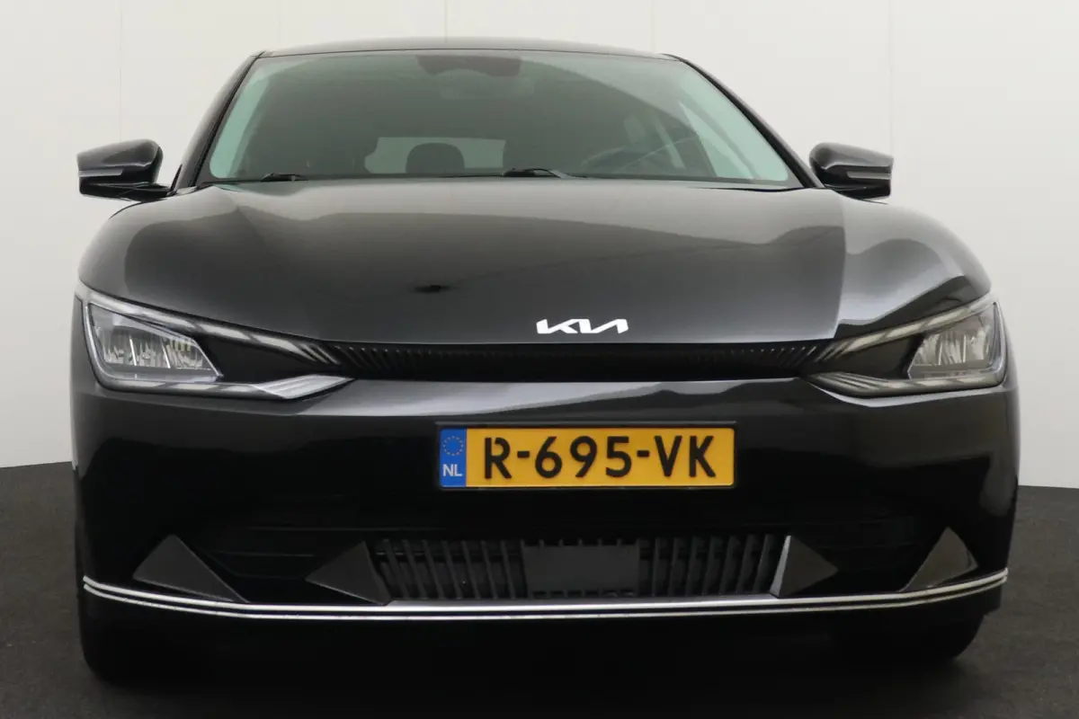 Plus 77.4 kWh (95%SOH) Warmtepomp Meridian Leder Adap.Cruise