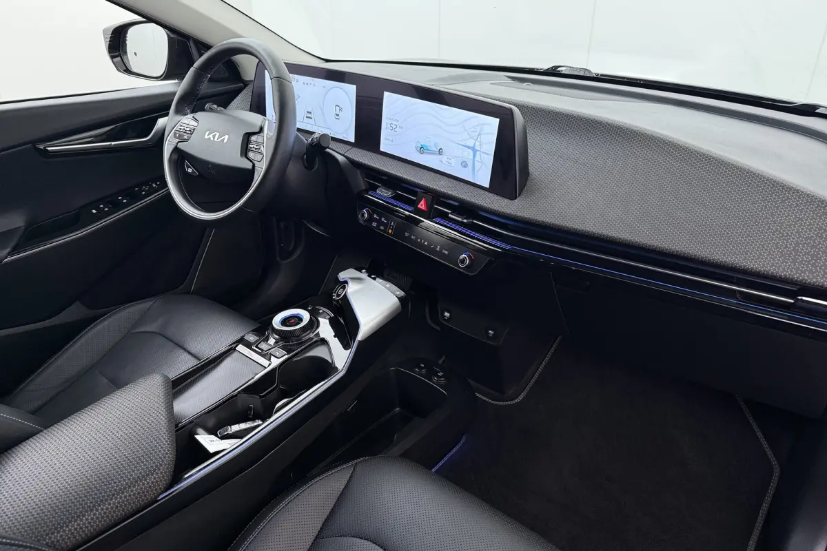 Plus 77.4 kWh (95%SOH) Warmtepomp Meridian Leder Adap.Cruise