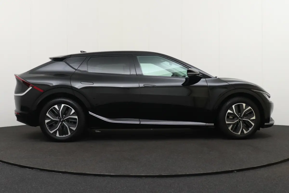 Plus 77.4 kWh (95%SOH) Warmtepomp Meridian Leder Adap.Cruise