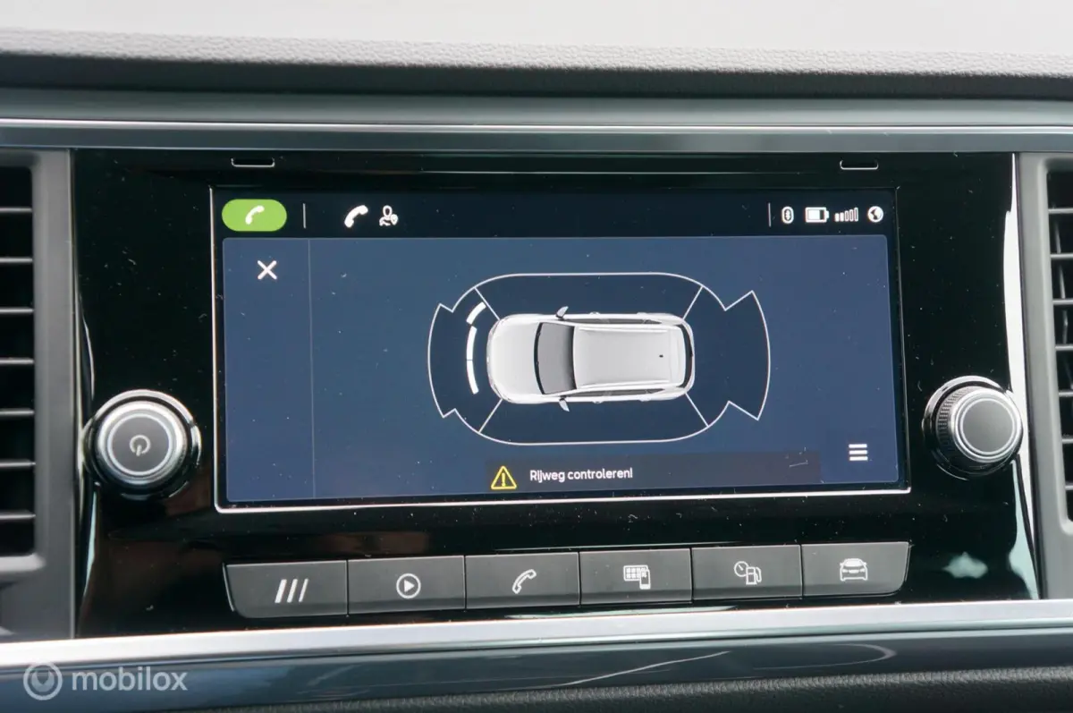 1.5 TSI Style DSG Business Intense Apple Android