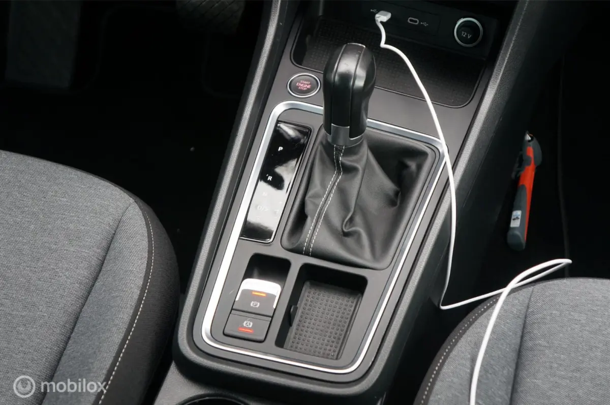 1.5 TSI Style DSG Business Intense Apple Android
