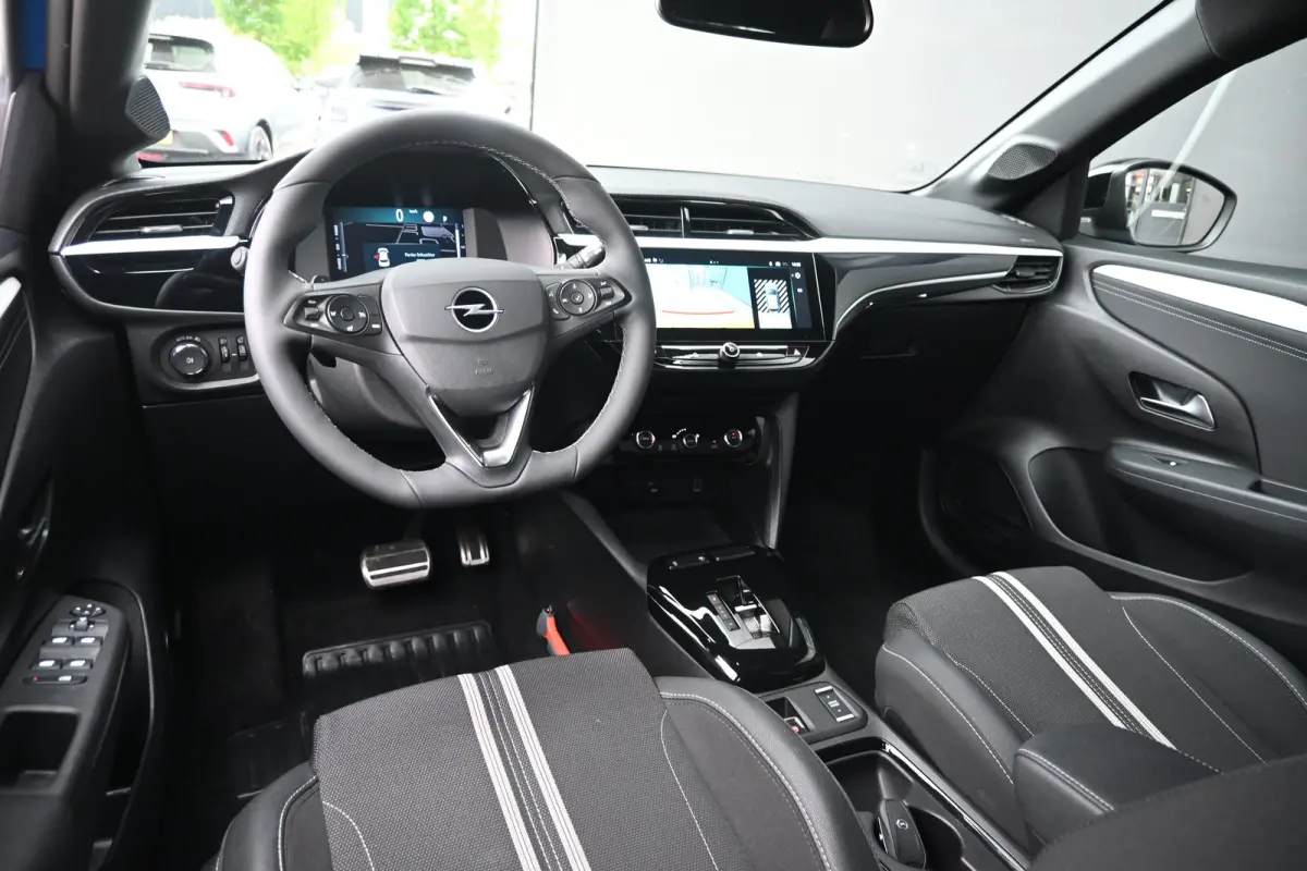1.2 Turbo Hybrid GS | Navigatie | Draadloos Apple Carplay & Android Auto | Keyless Entry & Start | Climate Control !!