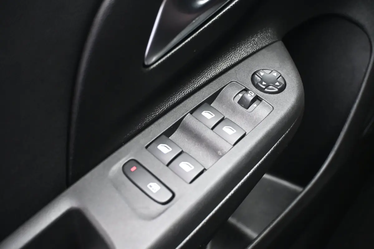 1.2 Turbo Hybrid GS | Navigatie | Draadloos Apple Carplay & Android Auto | Keyless Entry & Start | Climate Control !!