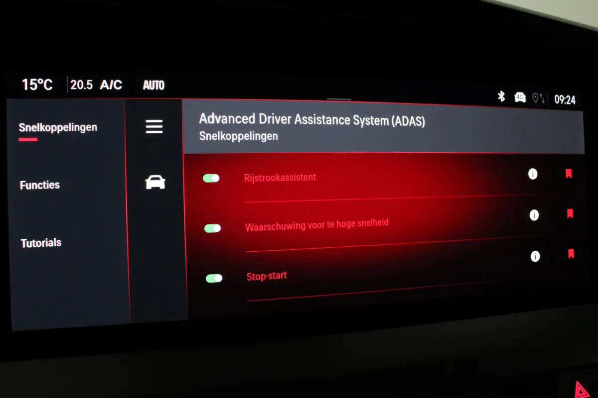 1.2 Turbo Hybrid GS > Camera/Apple Carplay/Android Auto/stuur en stoelverwarming | 5436 |