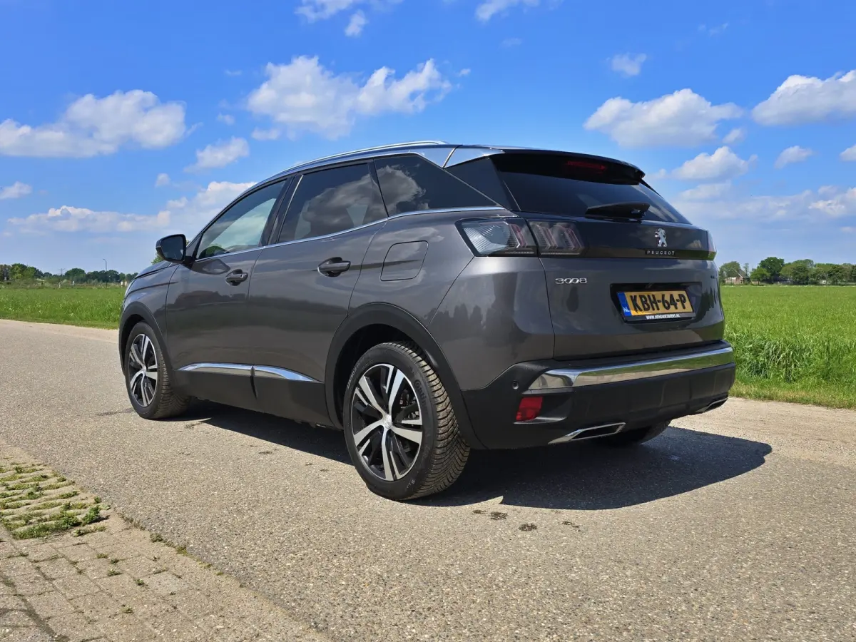 1.6 HYbrid 225 GT - PHEV - Panorama dak -